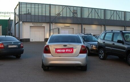 Ford Focus II рестайлинг, 2011 год, 299 000 рублей, 4 фотография