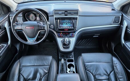 Haval H6, 2017 год, 1 250 000 рублей, 15 фотография