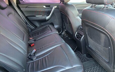 Haval H6, 2017 год, 1 250 000 рублей, 17 фотография