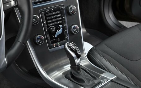 Volvo XC60 II, 2016 год, 1 949 000 рублей, 10 фотография