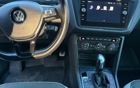 Volkswagen Tiguan II, 2019 год, 2 300 000 рублей, 8 фотография