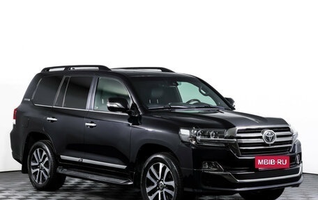 Toyota Land Cruiser 200, 2019 год, 8 190 000 рублей, 3 фотография
