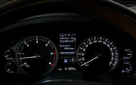 Toyota Land Cruiser 200, 2019 год, 8 190 000 рублей, 14 фотография