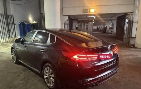 KIA Optima IV рестайлинг, 2017 год, 1 350 000 рублей, 4 фотография