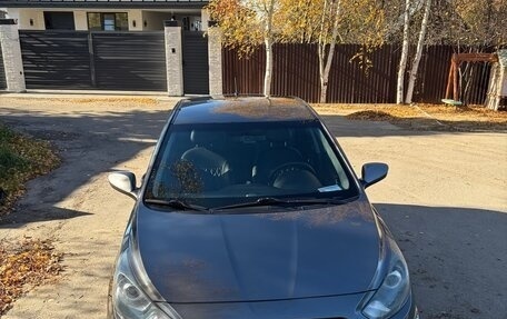 Hyundai Solaris II рестайлинг, 2012 год, 850 000 рублей, 2 фотография