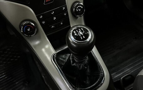 Chevrolet Cruze II, 2012 год, 539 888 рублей, 13 фотография