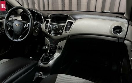 Chevrolet Cruze II, 2012 год, 539 888 рублей, 16 фотография
