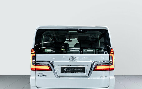 Toyota HiAce H300, 2024 год, 11 900 000 рублей, 5 фотография