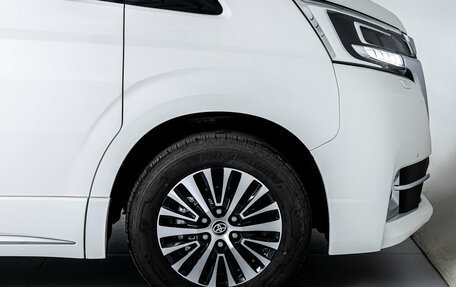 Toyota HiAce H300, 2024 год, 11 900 000 рублей, 7 фотография