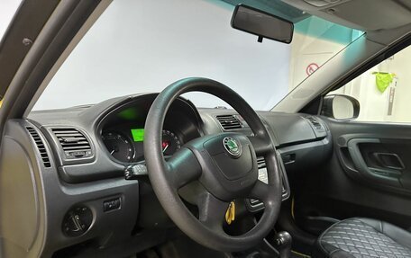Skoda Fabia II, 2011 год, 670 000 рублей, 13 фотография