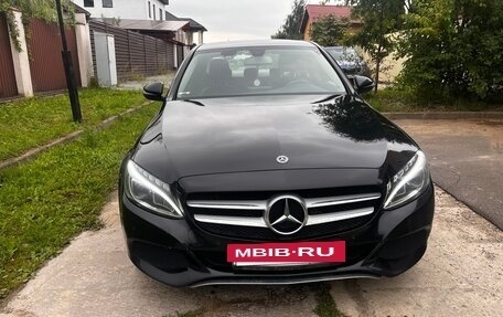 Mercedes-Benz C-Класс, 2017 год, 1 820 000 рублей, 6 фотография