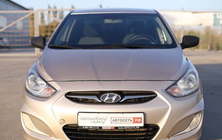 Hyundai Solaris II рестайлинг, 2011 год, 567 573 рублей, 2 фотография