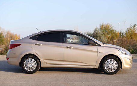 Hyundai Solaris II рестайлинг, 2011 год, 567 573 рублей, 4 фотография