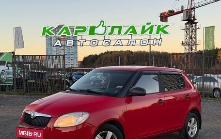 Skoda Fabia II, 2008 год, 328 000 рублей, 2 фотография