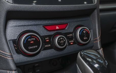 Subaru XV II, 2018 год, 2 390 000 рублей, 18 фотография