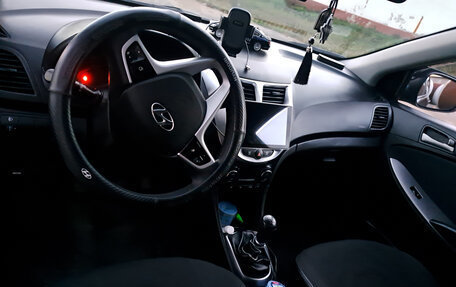 Hyundai Solaris II рестайлинг, 2016 год, 1 280 000 рублей, 9 фотография