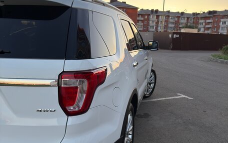 Ford Explorer V рестайлинг, 2016 год, 2 700 000 рублей, 20 фотография