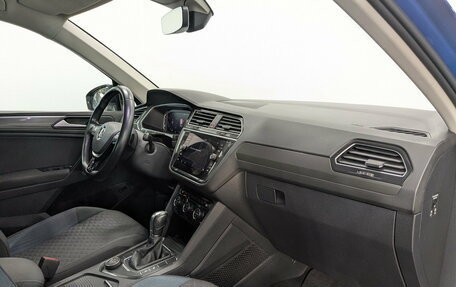 Volkswagen Tiguan II, 2019 год, 2 225 000 рублей, 12 фотография