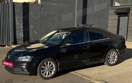 Volkswagen Jetta VII, 2016 год, 900 000 рублей, 4 фотография