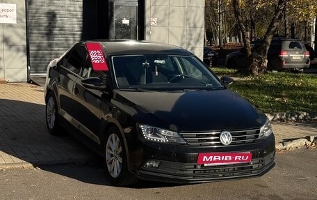 Volkswagen Jetta VII, 2016 год, 900 000 рублей, 2 фотография