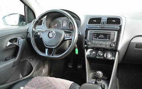 Volkswagen Polo VI (EU Market), 2017 год, 779 888 рублей, 12 фотография