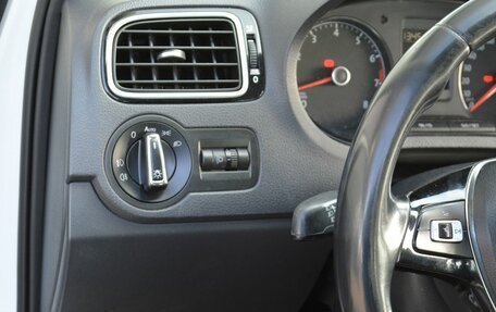 Volkswagen Polo VI (EU Market), 2017 год, 779 888 рублей, 14 фотография