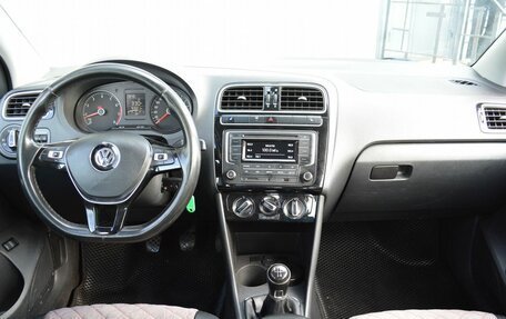 Volkswagen Polo VI (EU Market), 2017 год, 779 888 рублей, 11 фотография