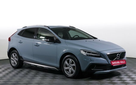 Volvo V40 Cross Country I, 2018 год, 2 090 000 рублей, 3 фотография