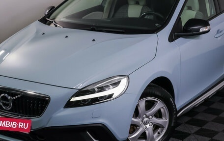 Volvo V40 Cross Country I, 2018 год, 2 090 000 рублей, 20 фотография