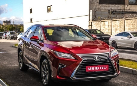 Lexus RX IV рестайлинг, 2018 год, 3 175 000 рублей, 5 фотография