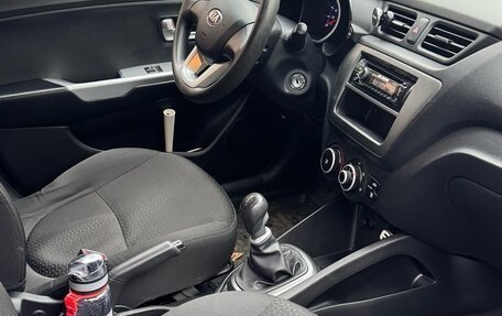 KIA Rio III рестайлинг, 2013 год, 800 000 рублей, 3 фотография