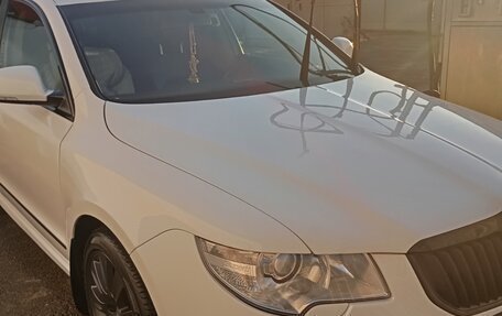 Skoda Superb III рестайлинг, 2011 год, 1 400 000 рублей, 5 фотография