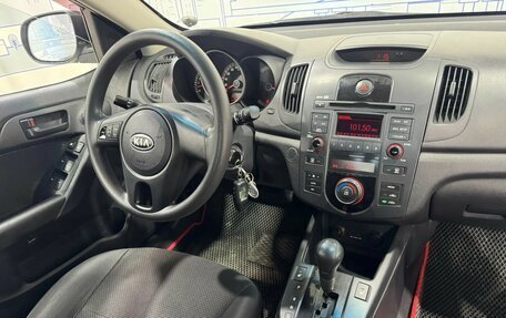 KIA Cerato III, 2009 год, 700 000 рублей, 22 фотография