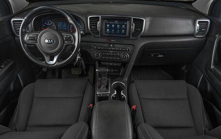 KIA Sportage IV рестайлинг, 2017 год, 1 699 000 рублей, 8 фотография