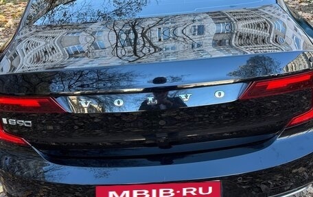 Volvo S90 II рестайлинг, 2019 год, 2 550 000 рублей, 2 фотография