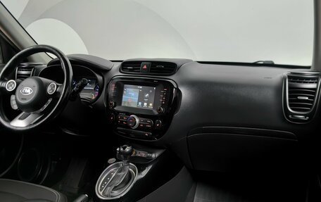 KIA Soul II рестайлинг, 2017 год, 1 128 000 рублей, 13 фотография