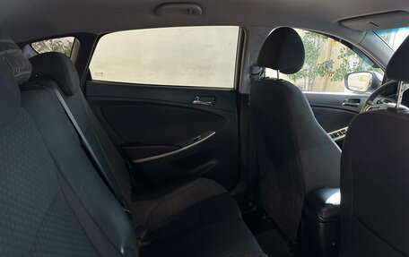 Hyundai Solaris II рестайлинг, 2012 год, 720 000 рублей, 10 фотография