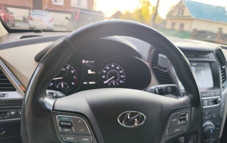Hyundai Santa Fe III рестайлинг, 2017 год, 2 200 000 рублей, 10 фотография