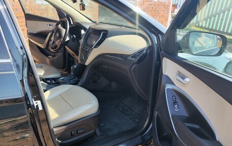 Hyundai Santa Fe III рестайлинг, 2017 год, 2 200 000 рублей, 16 фотография