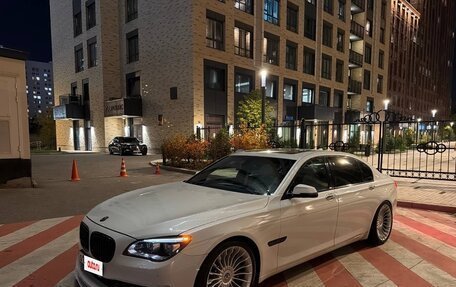 BMW 7 серия, 2012 год, 1 650 000 рублей, 2 фотография