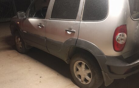 Chevrolet Niva I рестайлинг, 2012 год, 420 000 рублей, 9 фотография