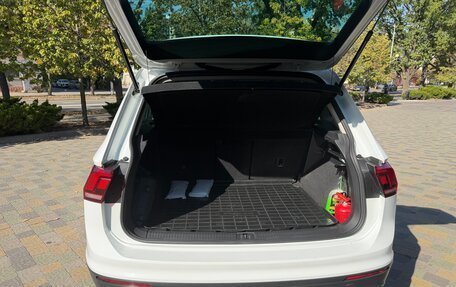 Volkswagen Tiguan II, 2017 год, 2 250 000 рублей, 7 фотография