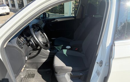 Volkswagen Tiguan II, 2017 год, 2 250 000 рублей, 11 фотография