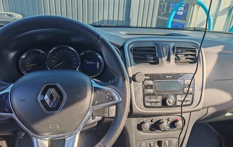 Renault Sandero II рестайлинг, 2018 год, 950 000 рублей, 10 фотография
