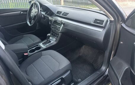 Volkswagen Passat B7, 2011 год, 900 000 рублей, 3 фотография