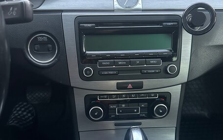 Volkswagen Passat B7, 2011 год, 900 000 рублей, 6 фотография