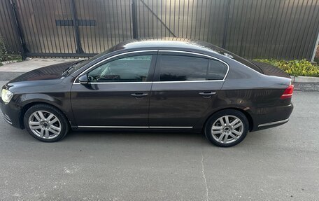 Volkswagen Passat B7, 2011 год, 900 000 рублей, 11 фотография