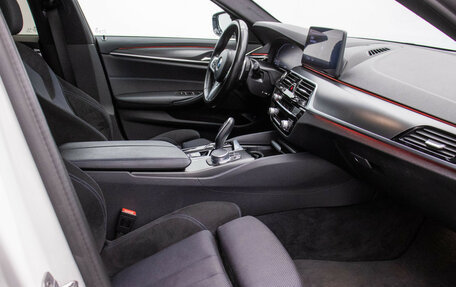 BMW 5 серия, 2021 год, 4 370 000 рублей, 9 фотография