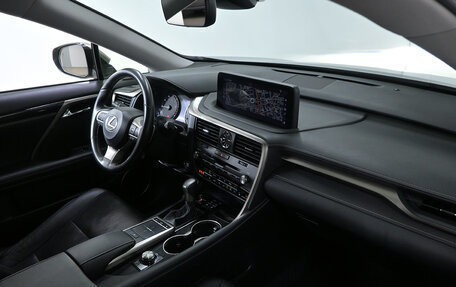 Lexus RX IV рестайлинг, 2022 год, 5 870 000 рублей, 9 фотография