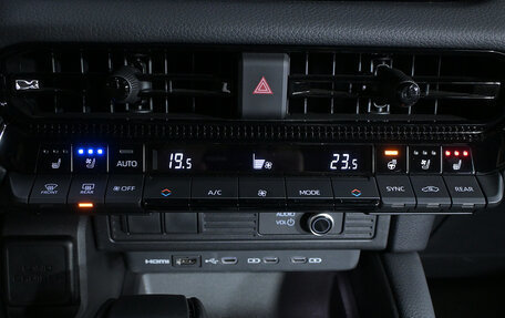 Toyota Land Cruiser Prado, 2024 год, 8 800 000 рублей, 11 фотография
